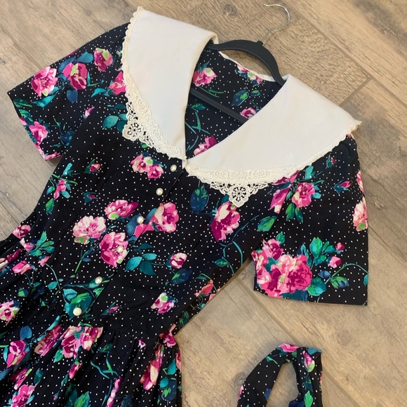 Vintage floral dress - Picture 6 of 13